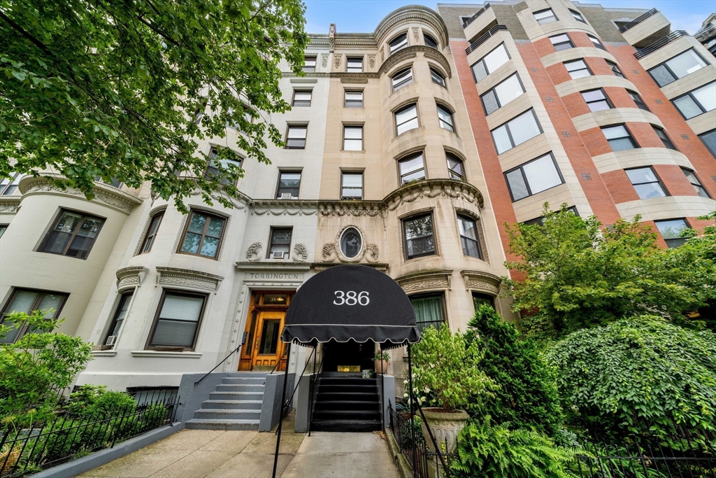 386 Commonwealth # 23