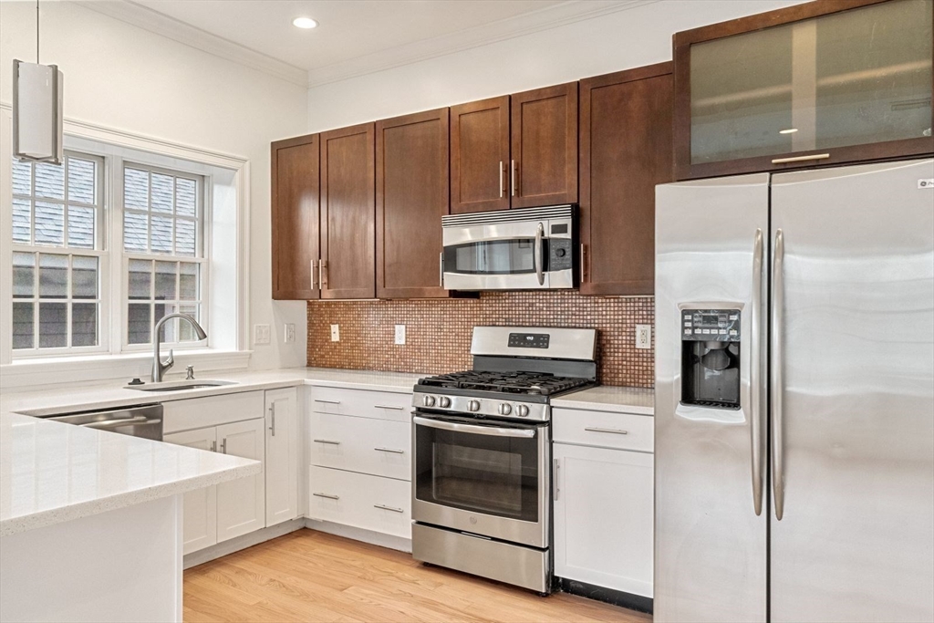 823 East Sixth Street # 2