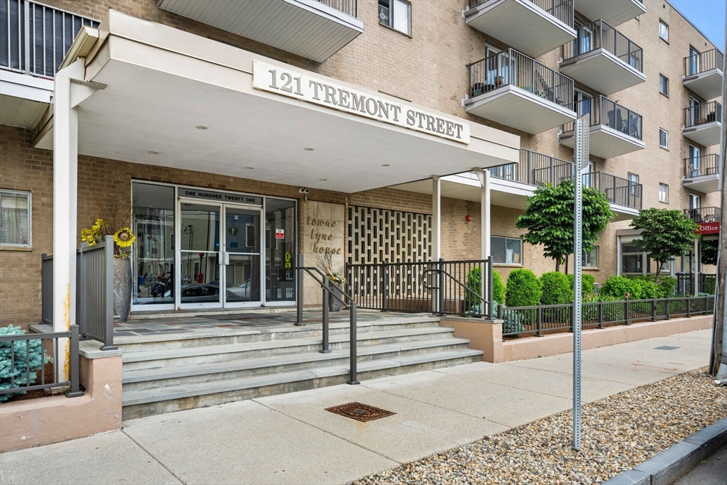 121 Tremont St # 316