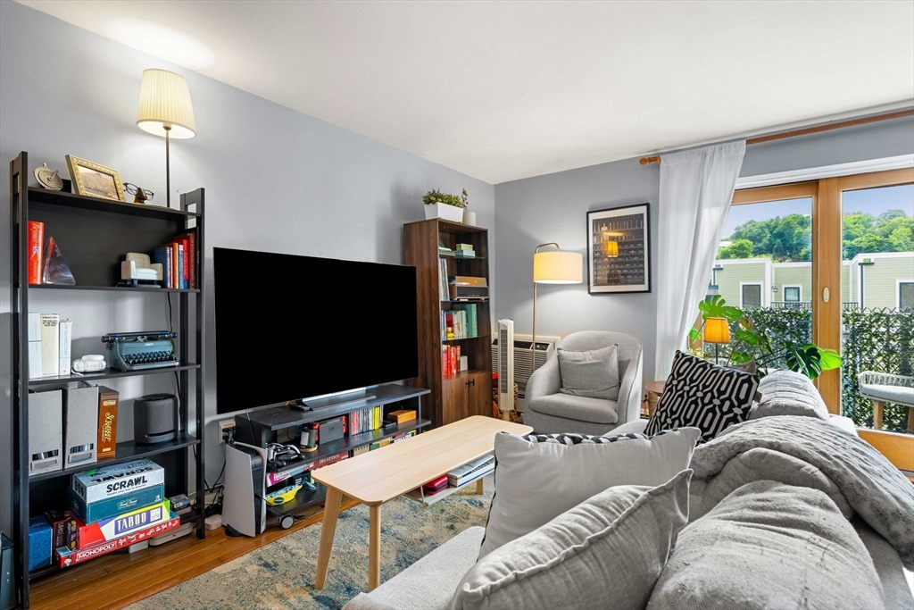 121 Tremont St # 316