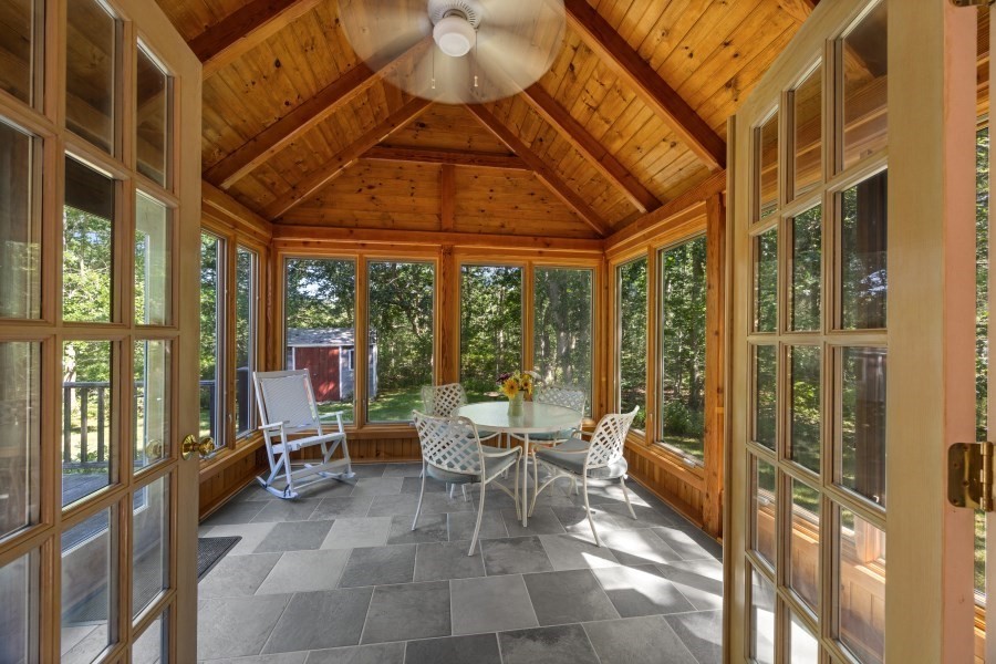 52 Oak Knoll