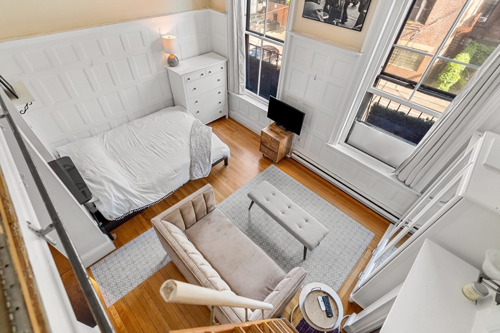 425 Beacon St # 2