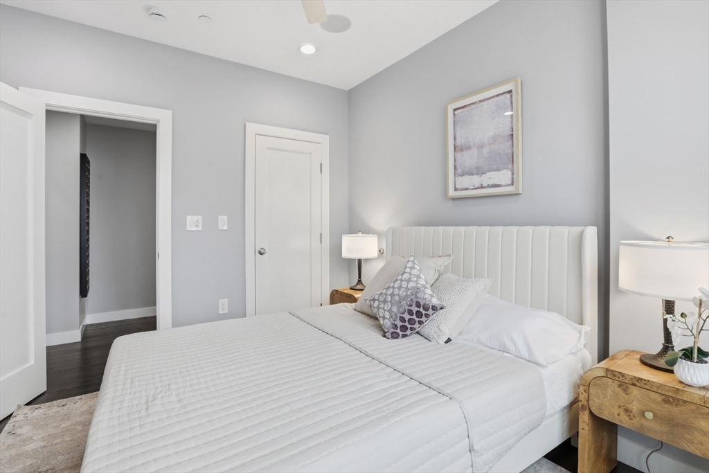 309 E St # 43