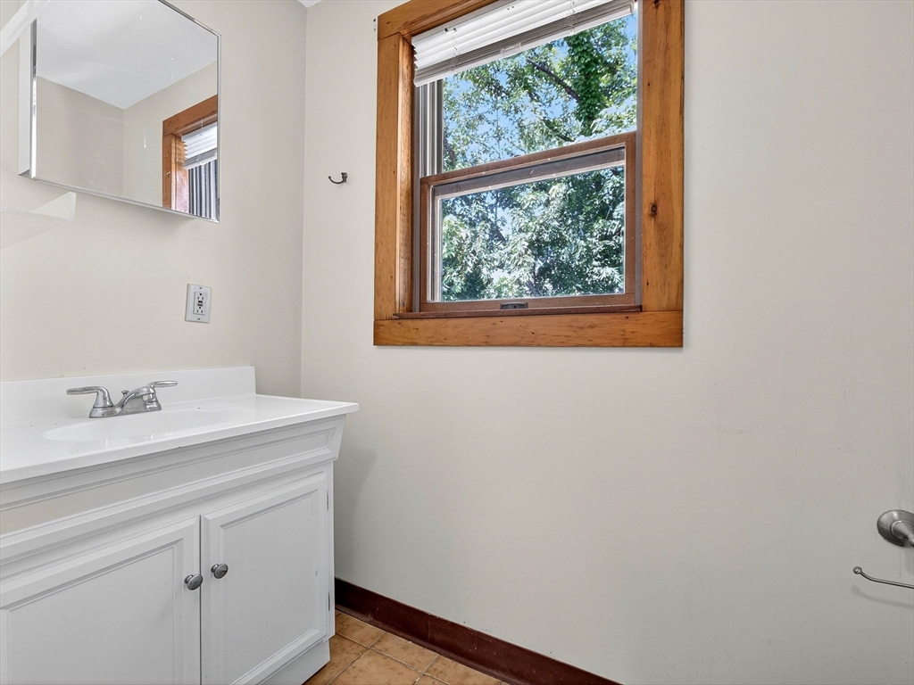 27 Joseph Street # 3
