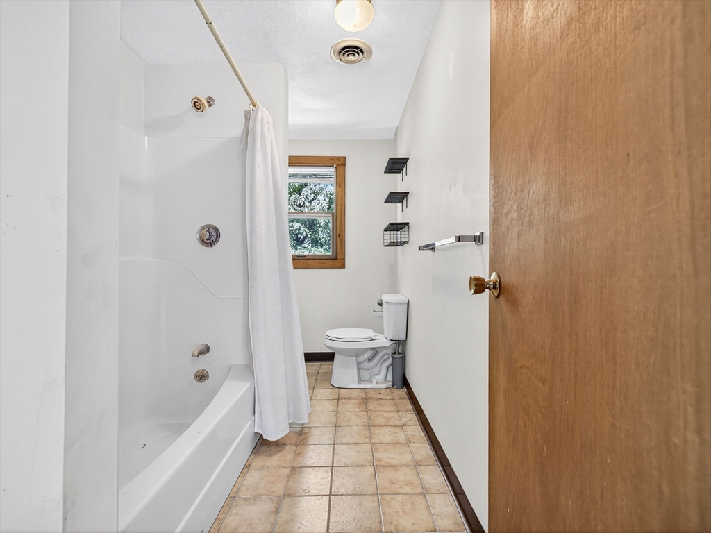 27 Joseph Street # 3
