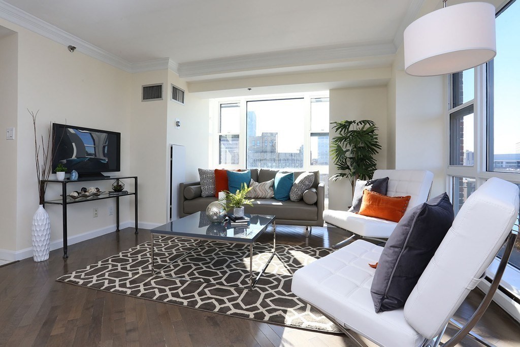 170 Tremont Street # 1803