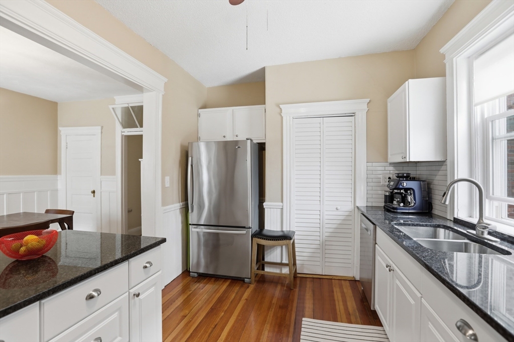 1896 Beacon St Unit: PH3