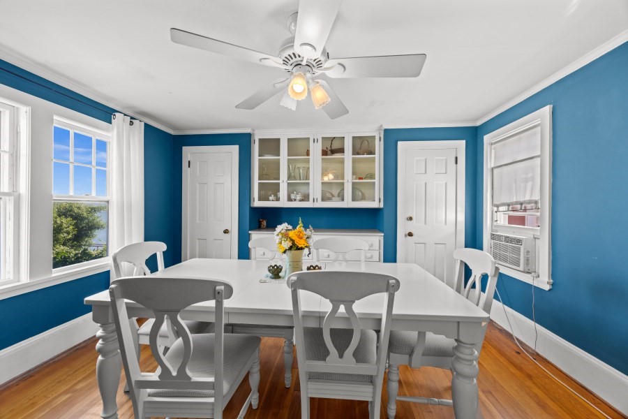 36 Hines Point Rd