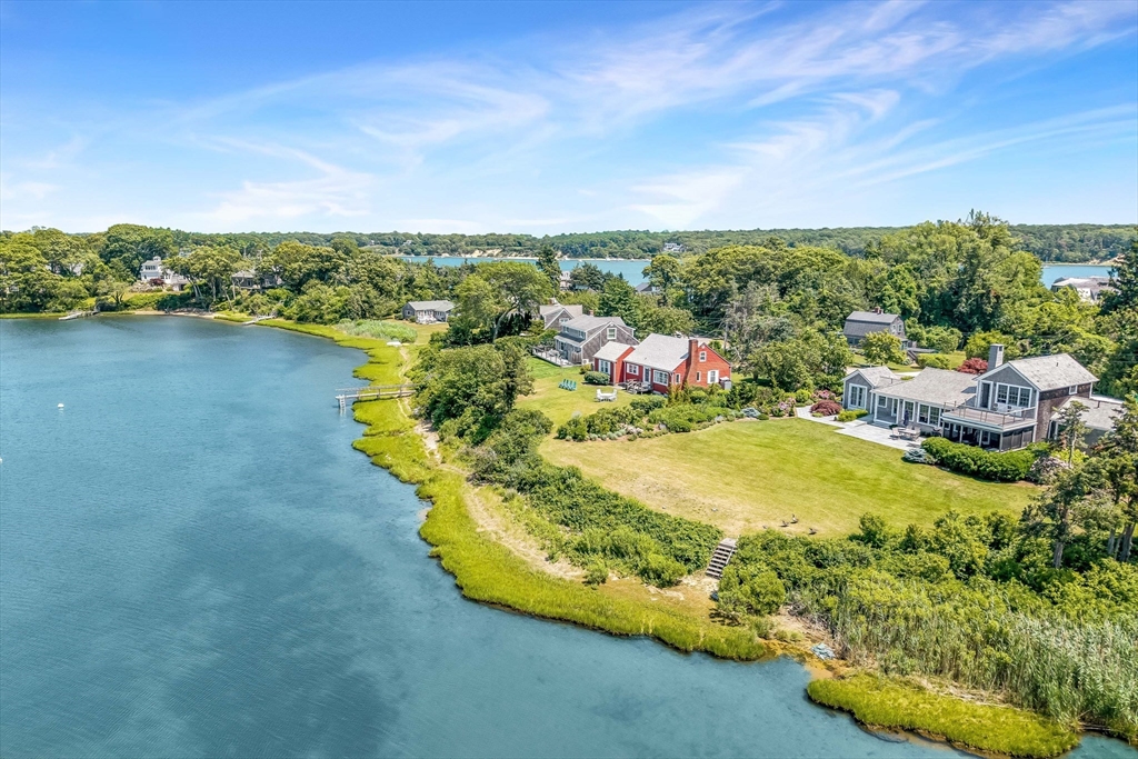 36 Hines Point Rd