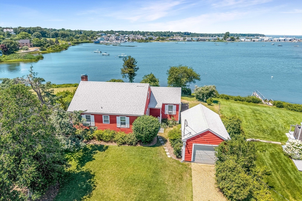 36 Hines Point Rd