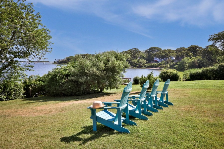 36 Hines Point Rd