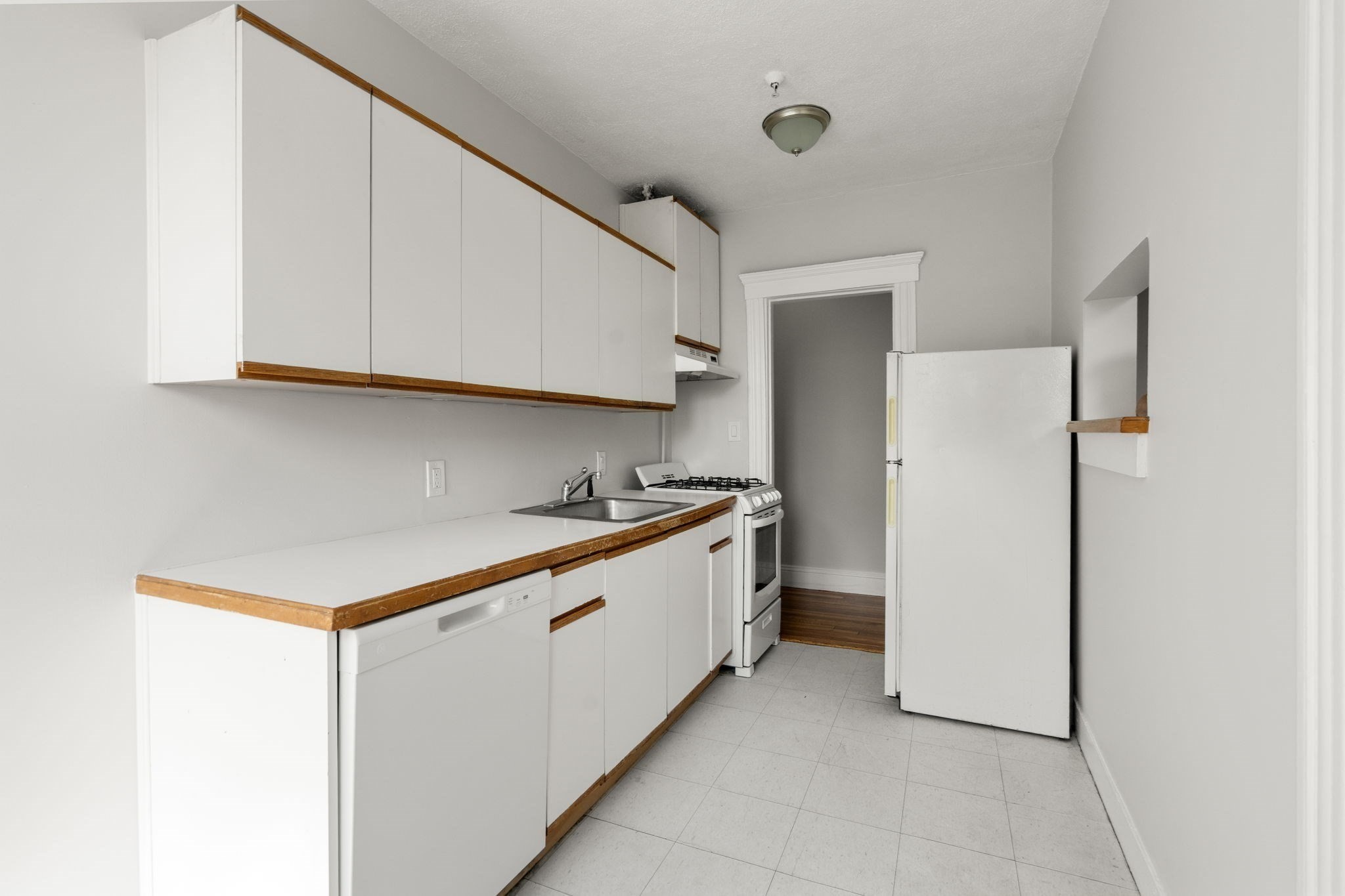 28 Quint Ave # 37