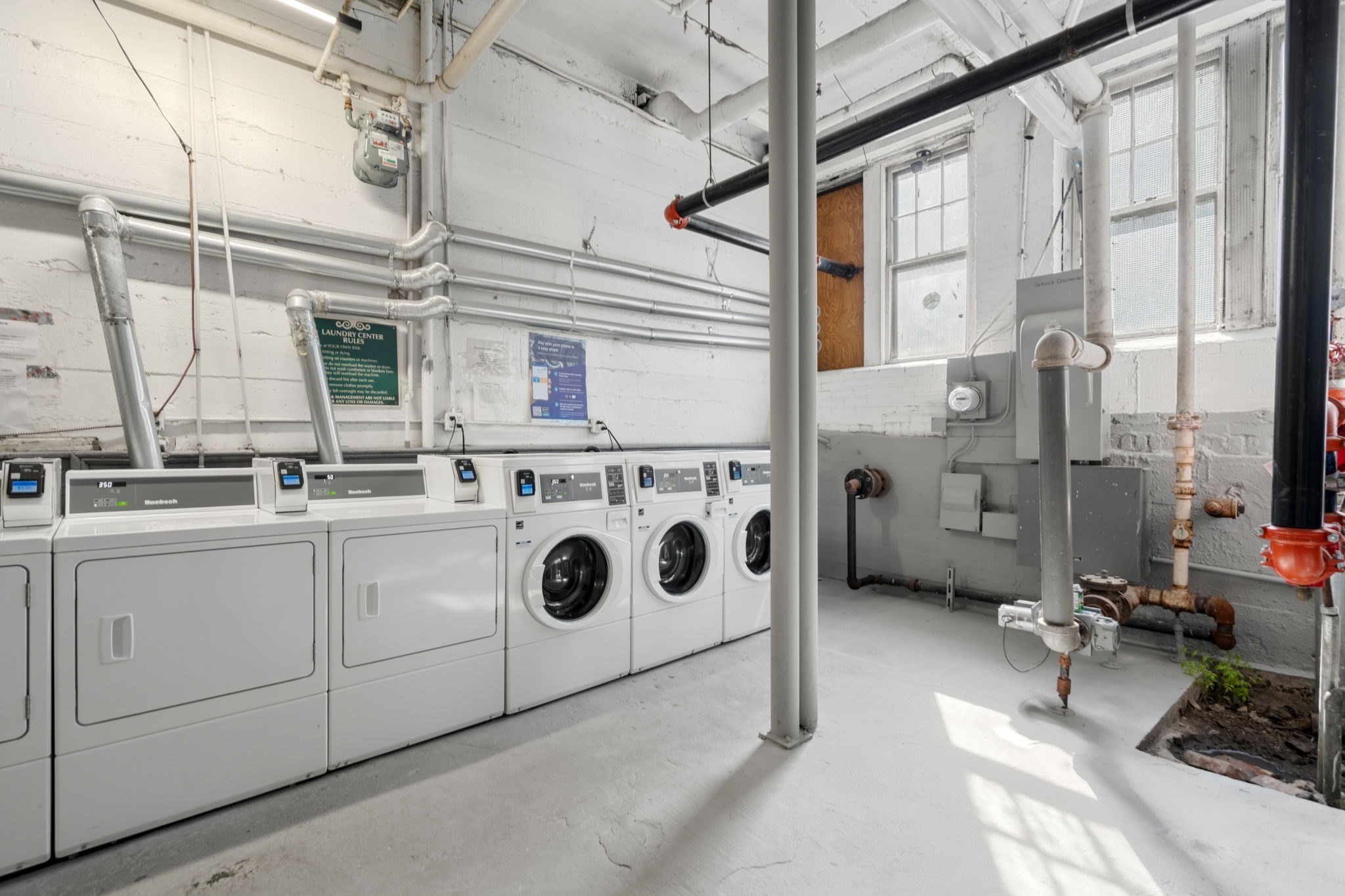 28 Quint Ave # 37
