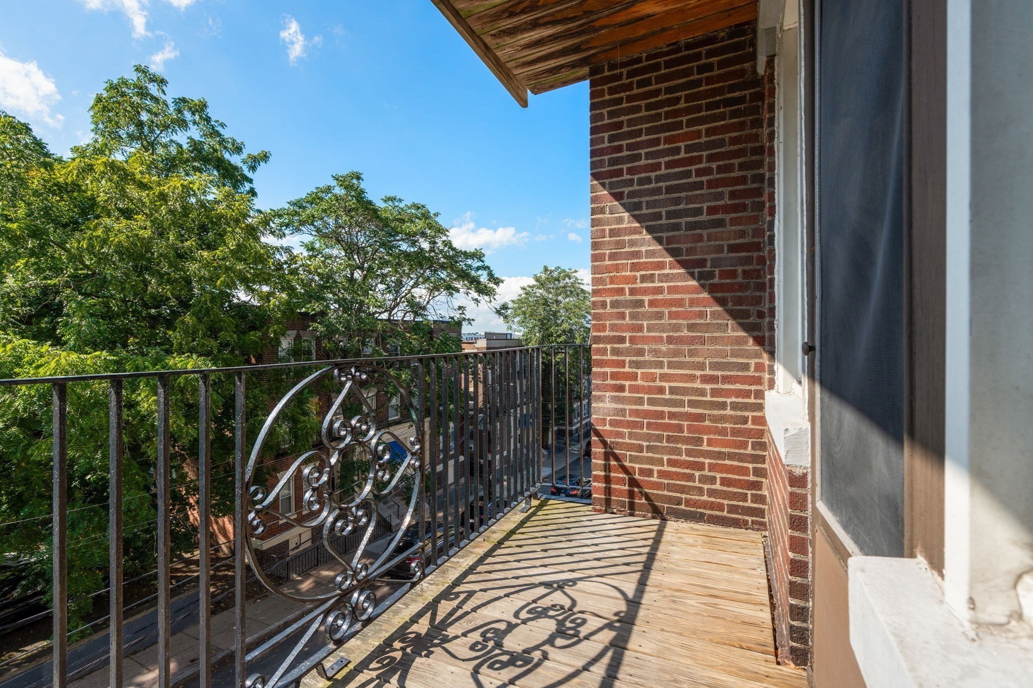 28 Quint Ave # 37