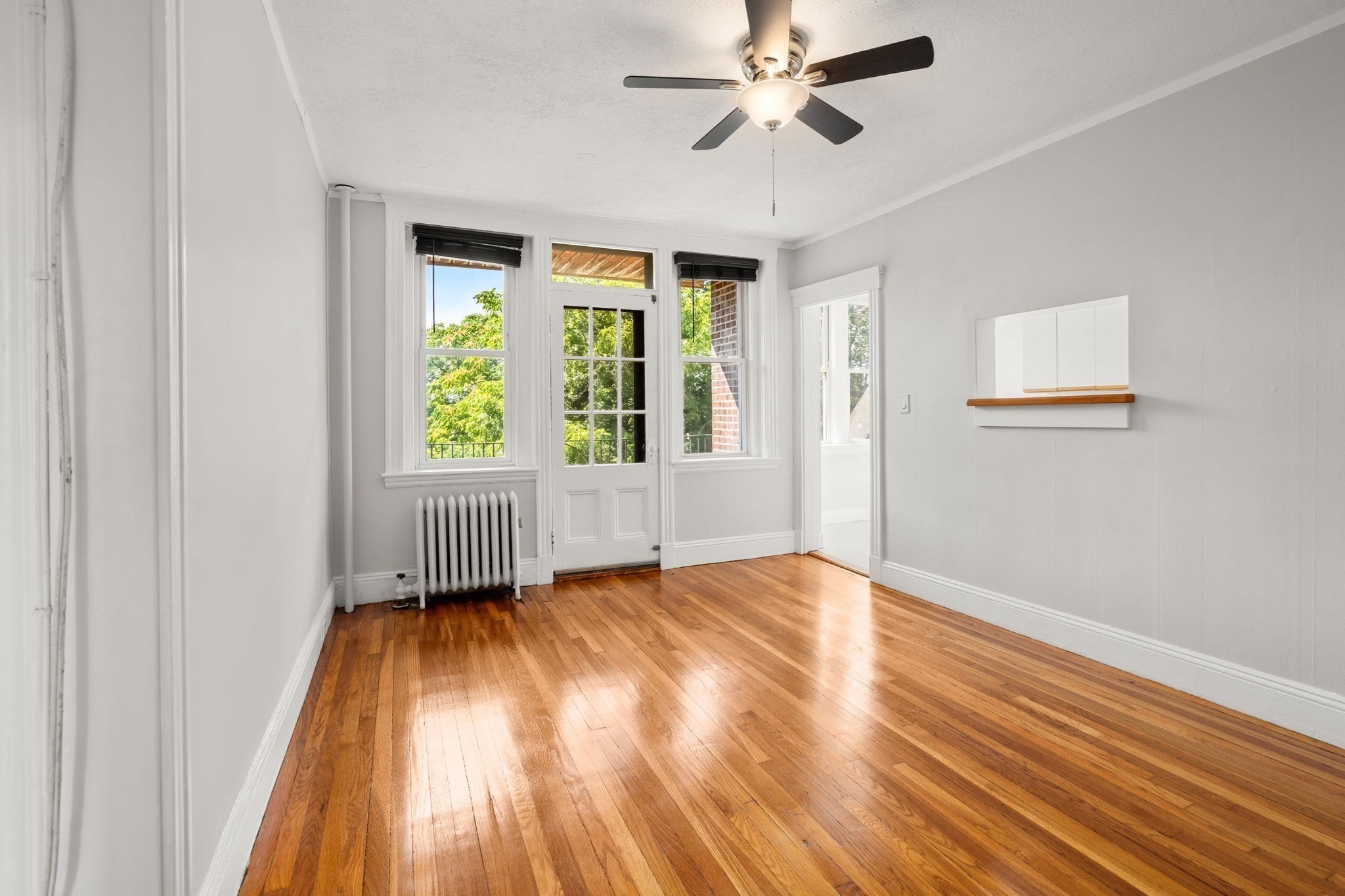28 Quint Ave # 37