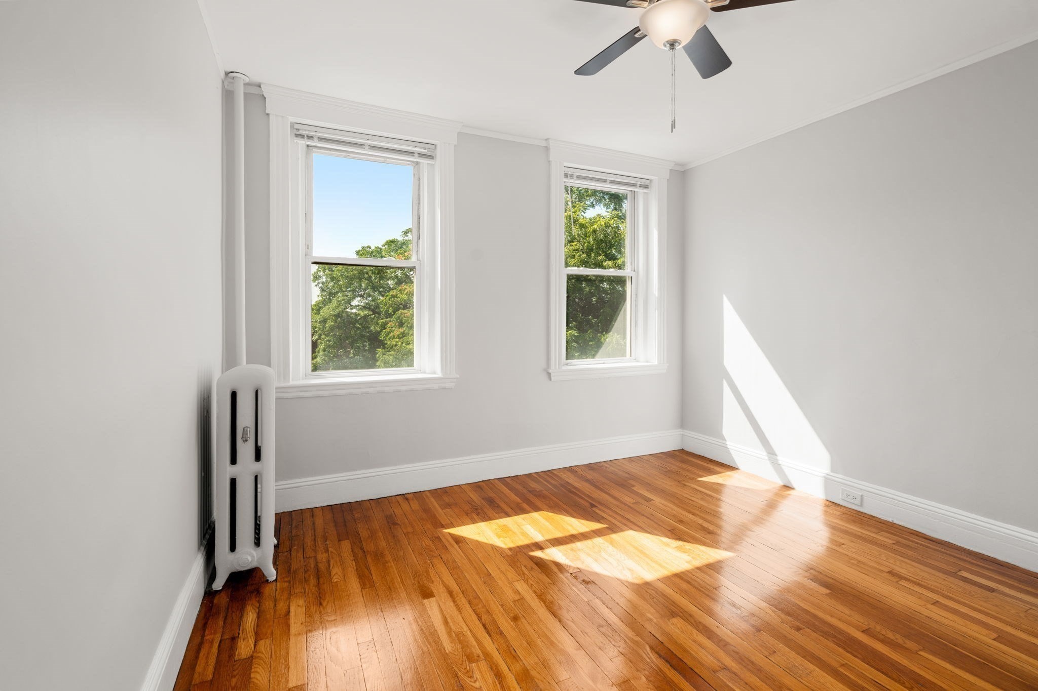 28 Quint Ave # 37