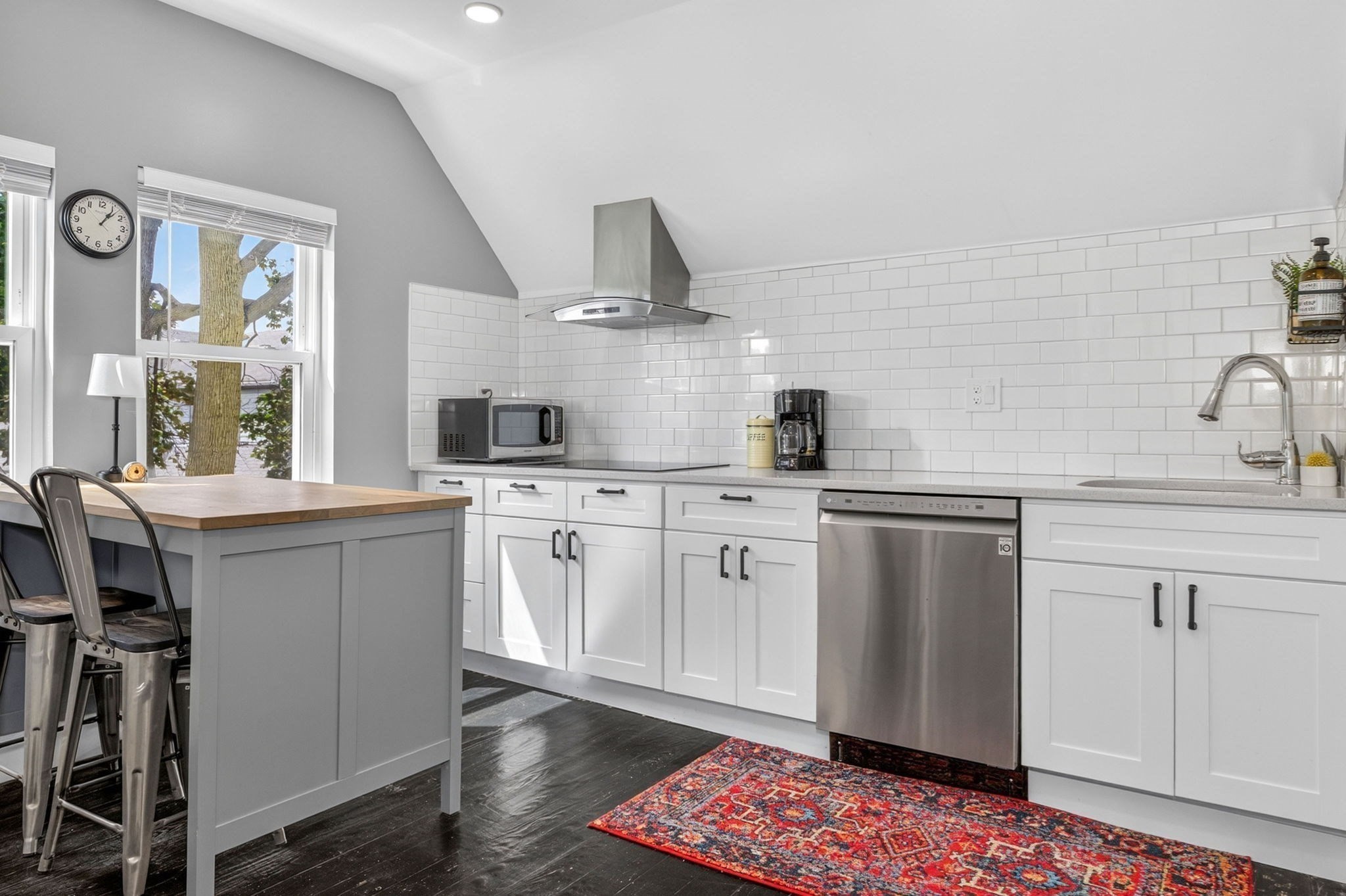 16 Pasadena Rd # 3