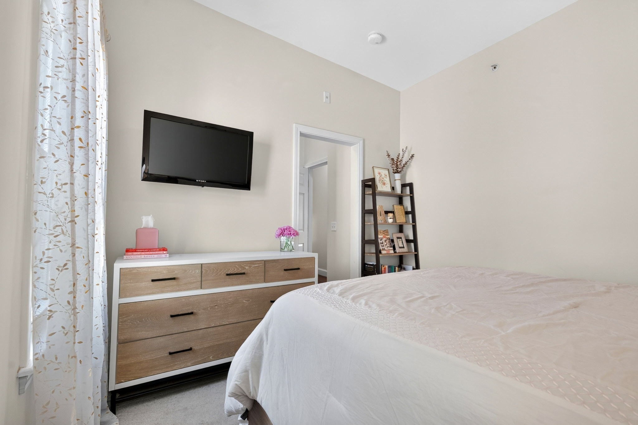 995 Dorchester Ave # 3