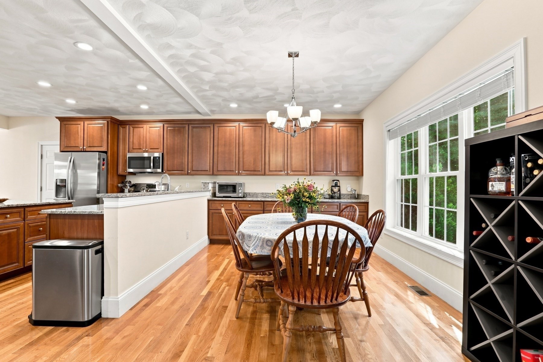 9 Forbes Rd
