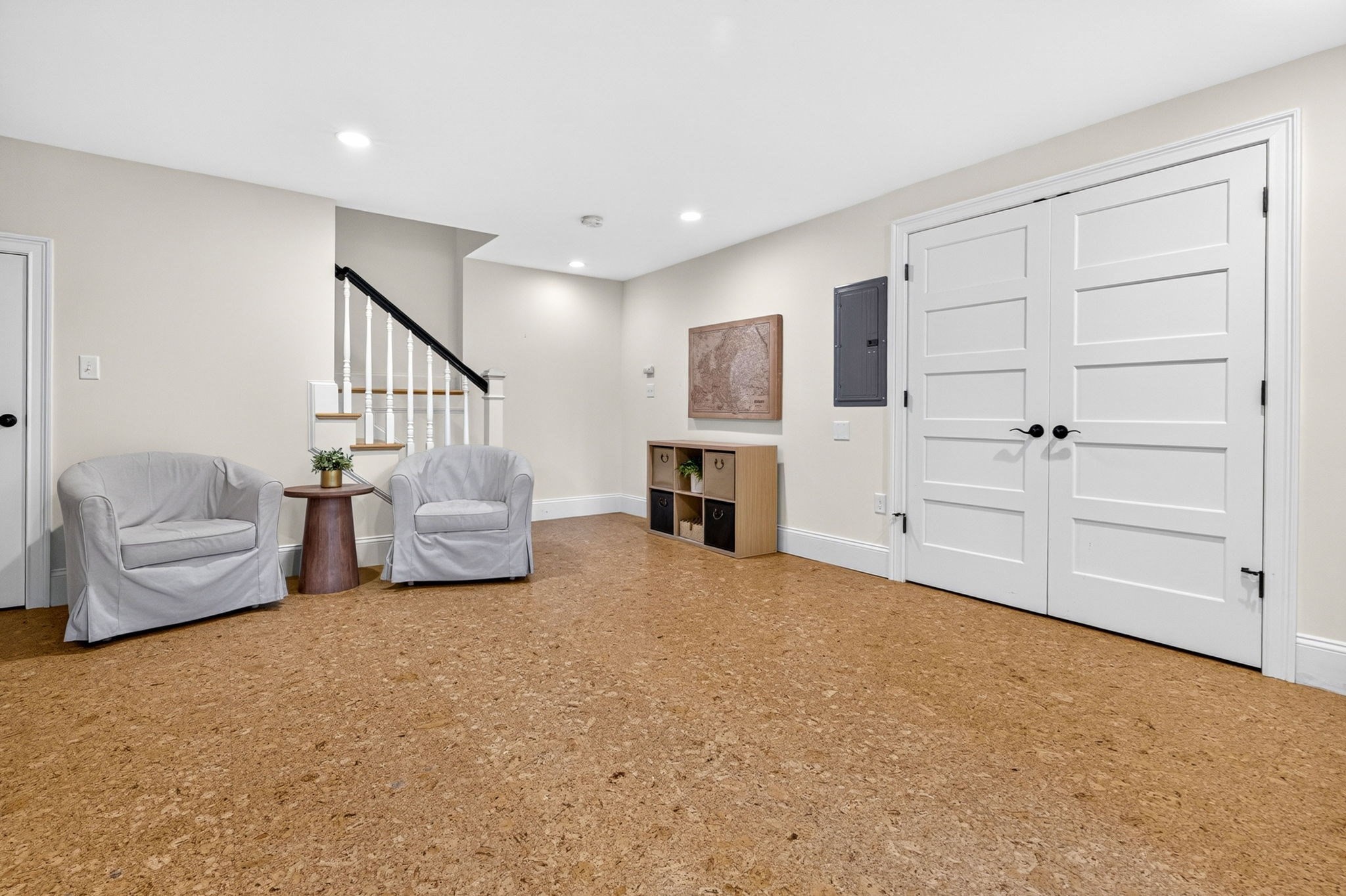 30 Chestnut Sq # 30