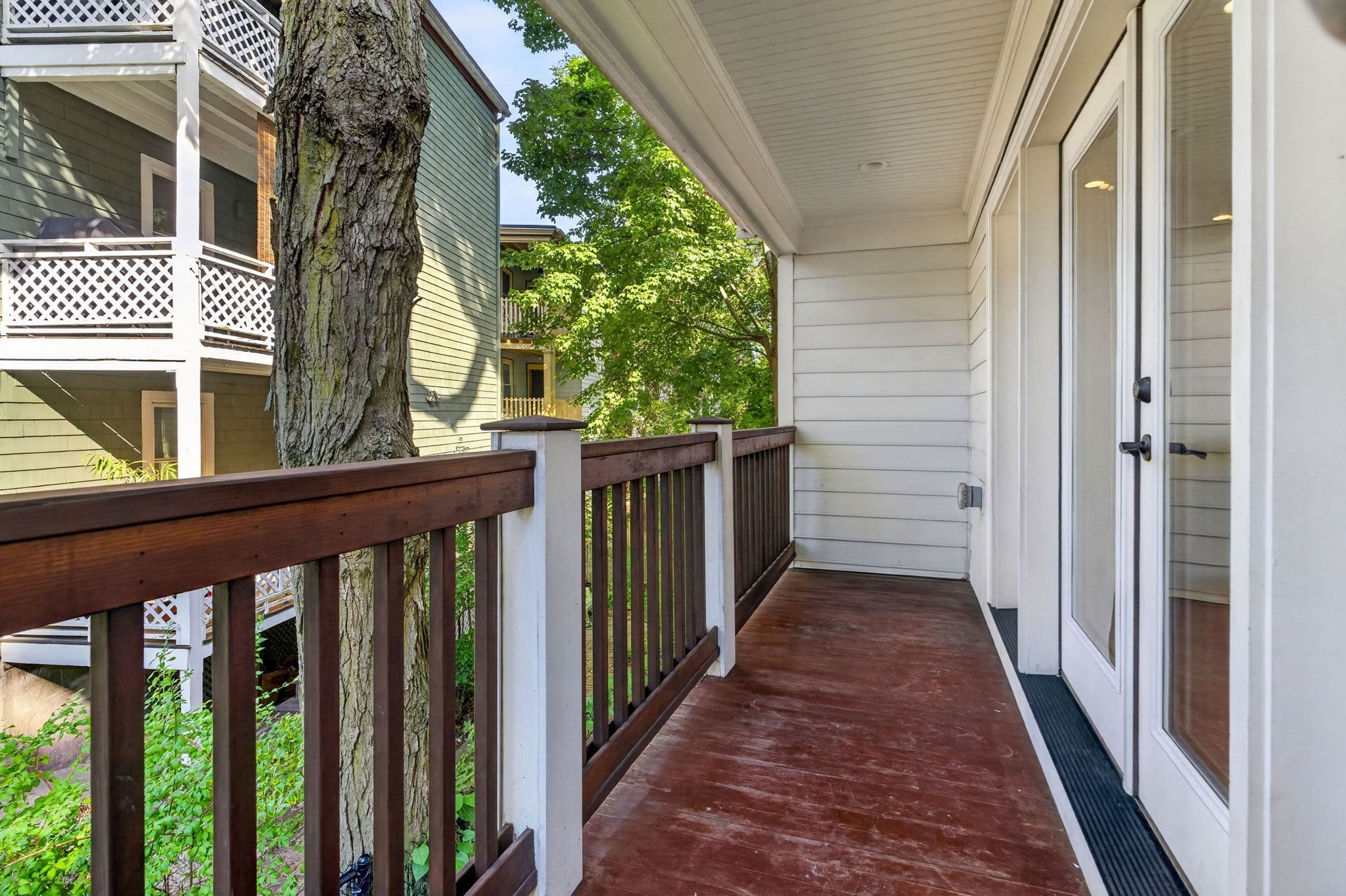 30 Chestnut Sq # 30