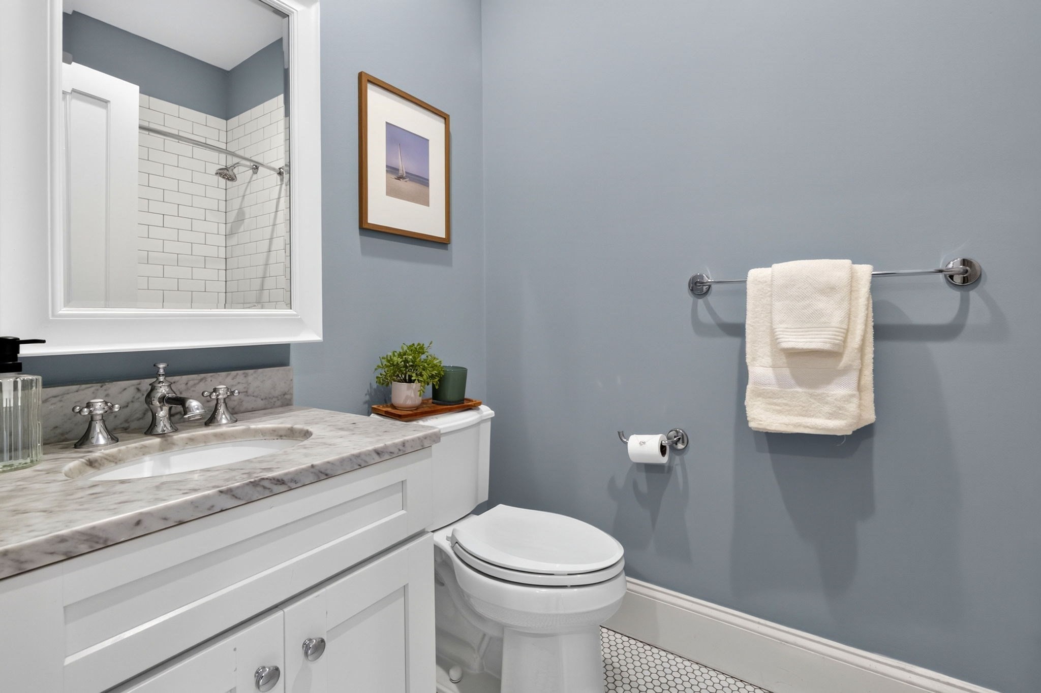 30 Chestnut Sq # 30