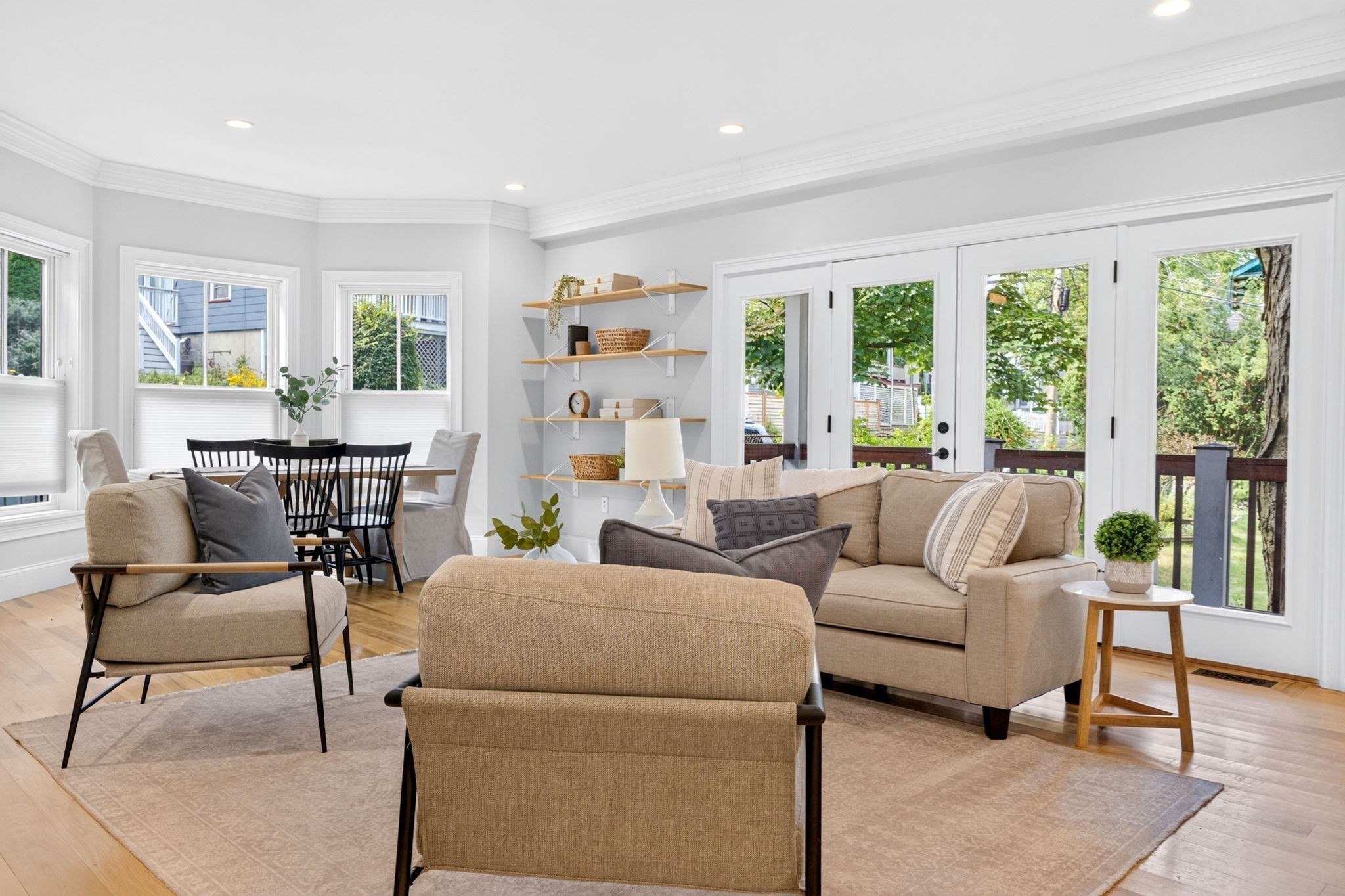 30 Chestnut Sq # 30