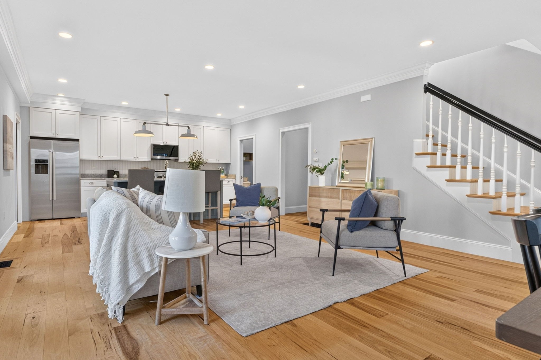30 Chestnut Sq # 30