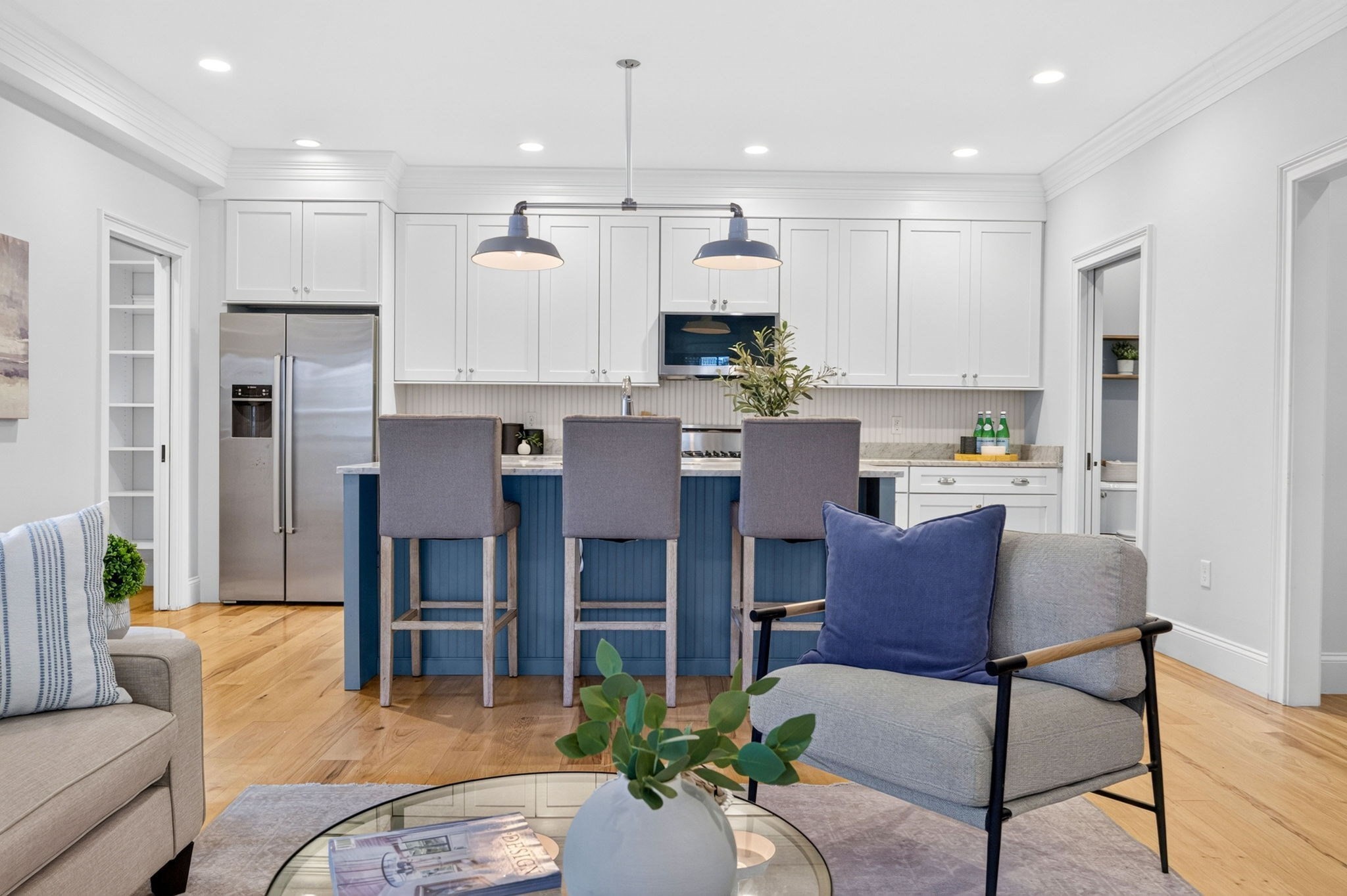 30 Chestnut Sq # 30