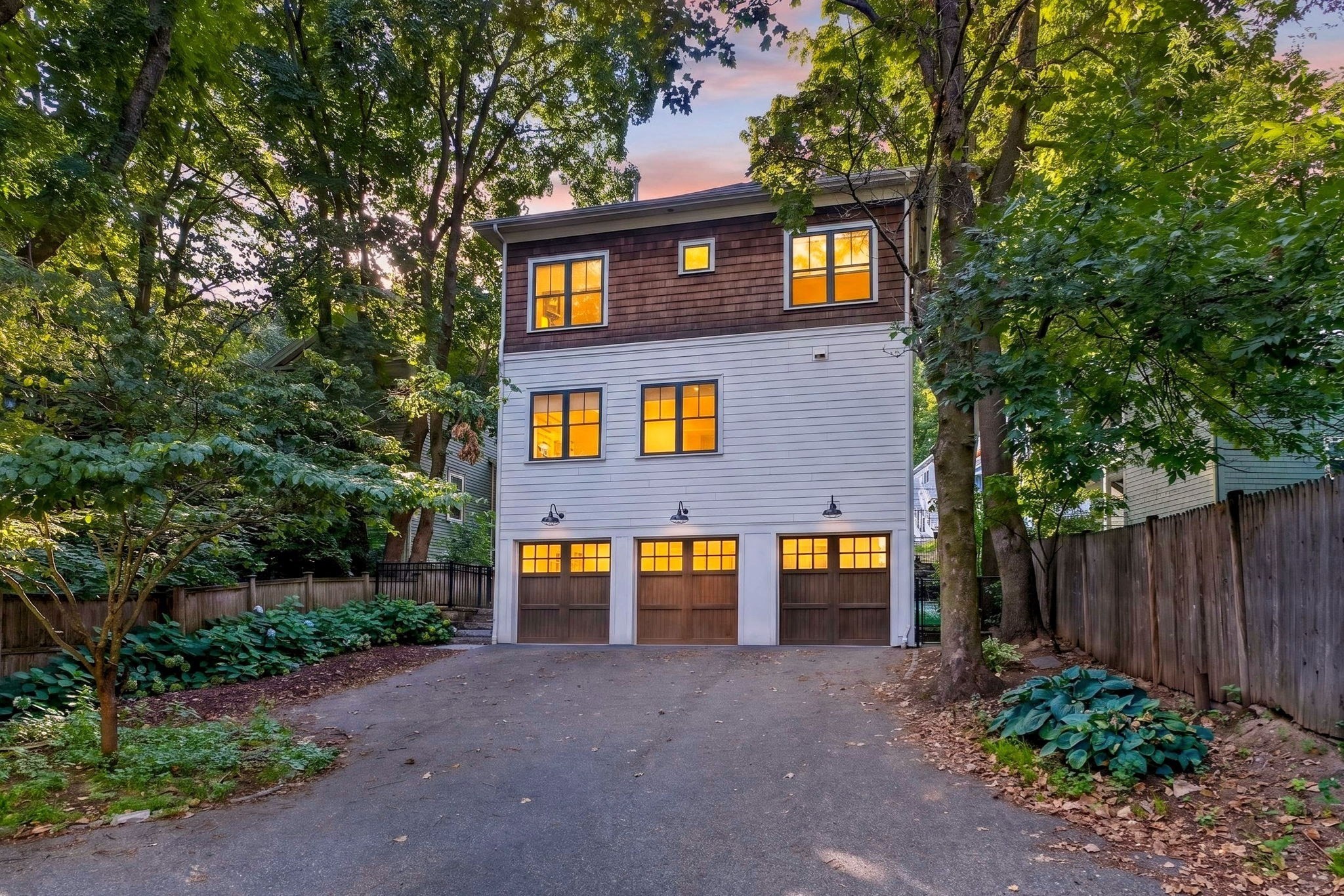 30 Chestnut Sq # 30