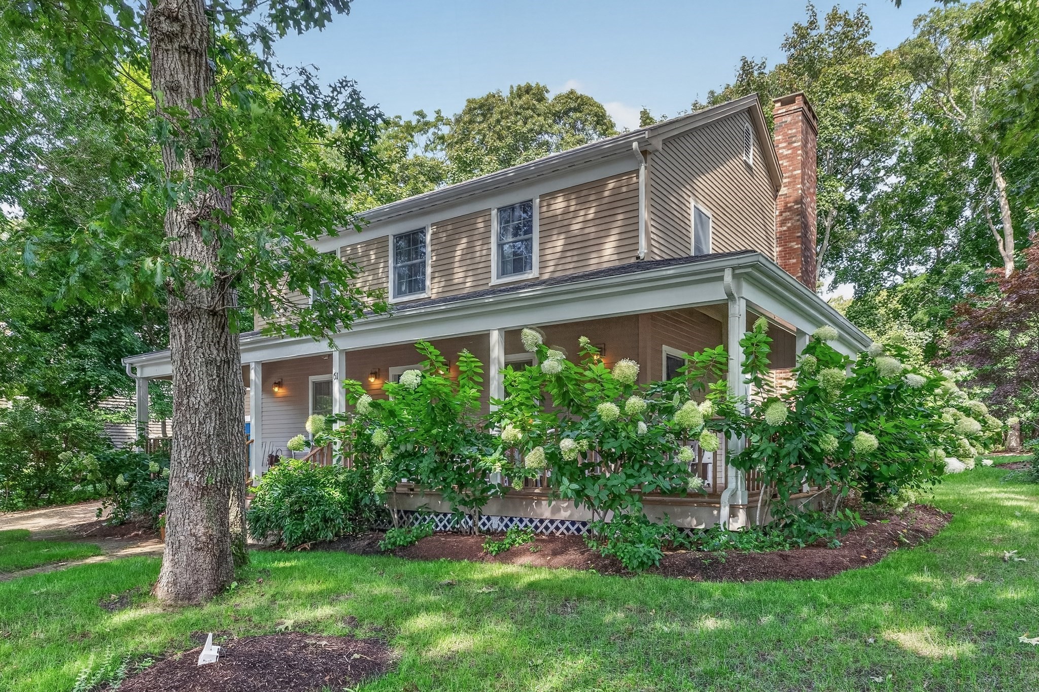 61 Canonicus Ave