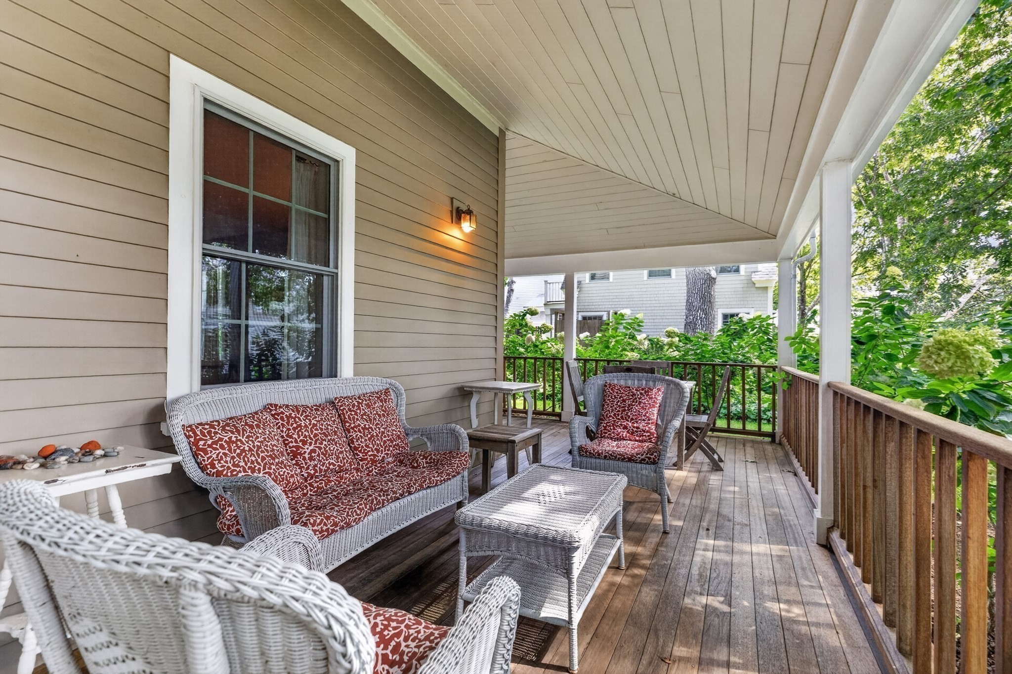 61 Canonicus Ave