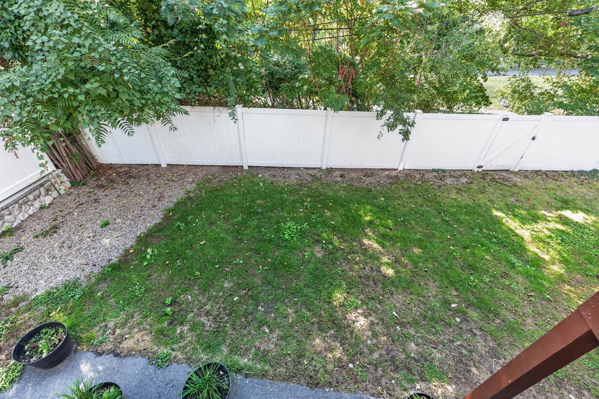 52 River St # 2