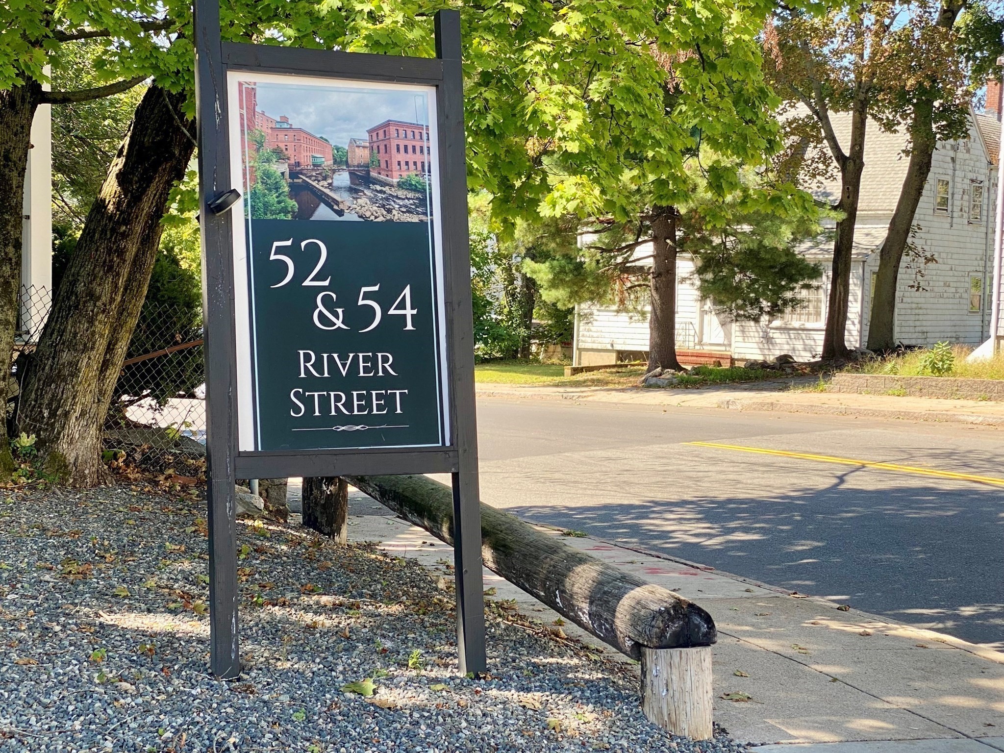52 River St # 2