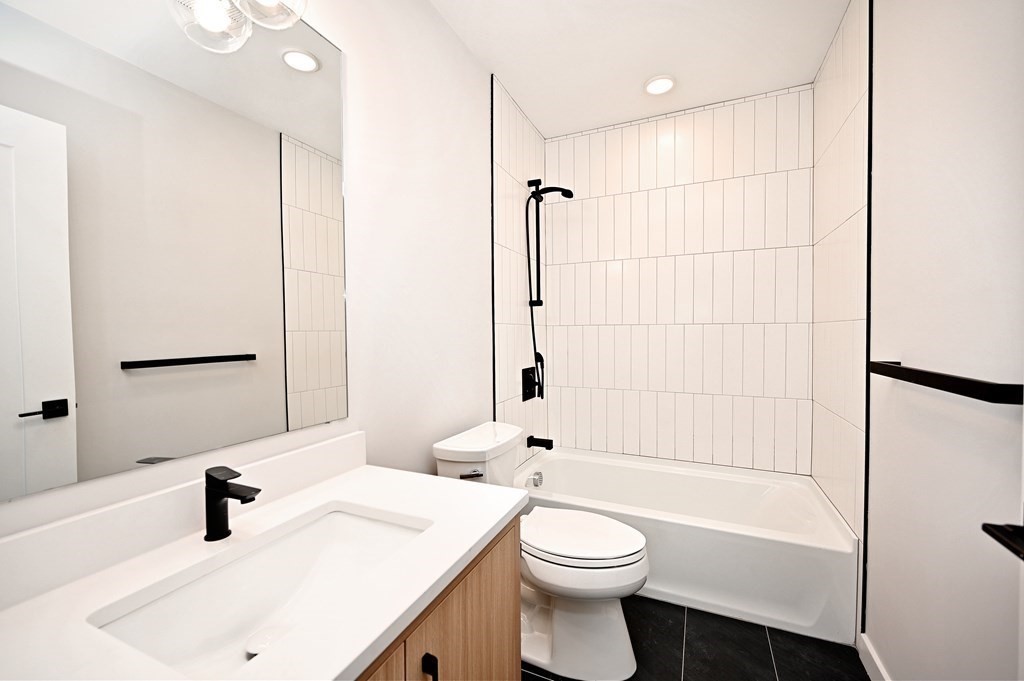 457 West Broadway # 303