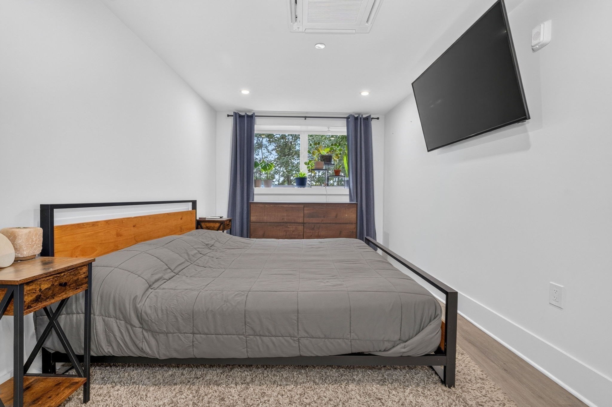 79 Maple Street # 1