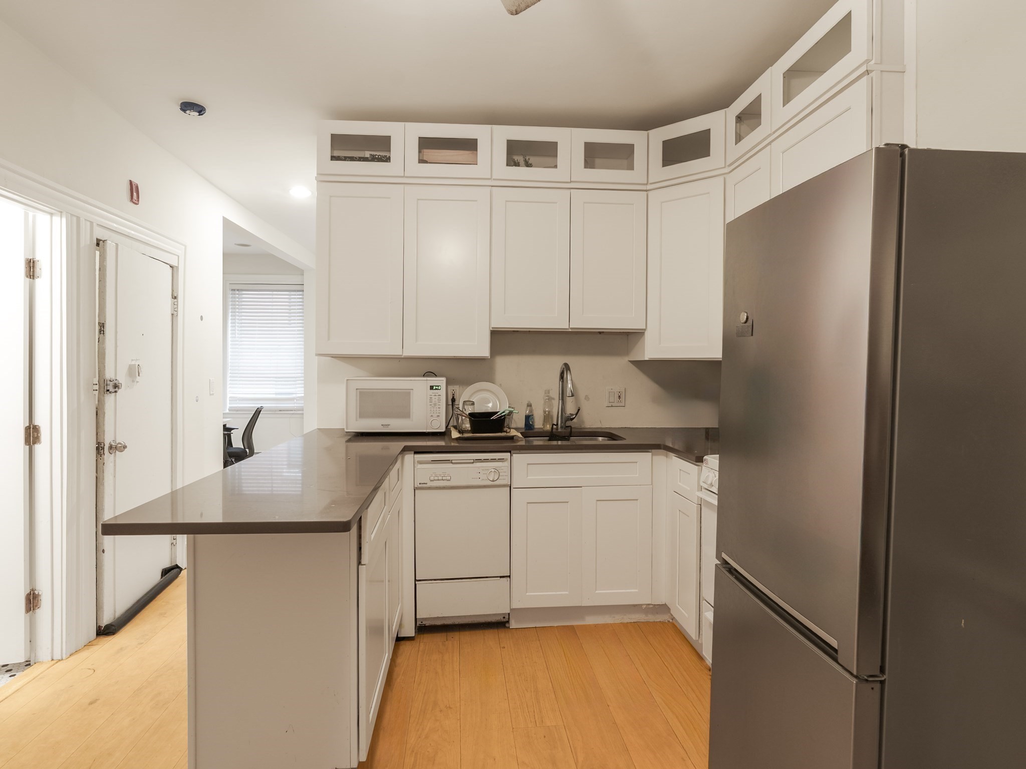22 Irving St # 2