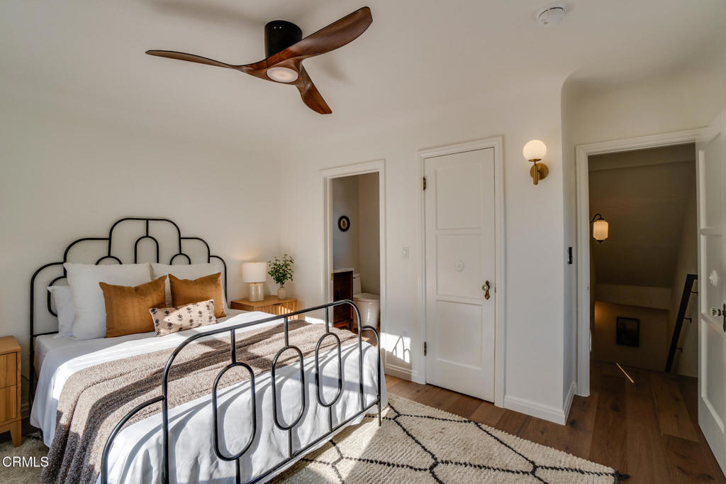 2026 Stratford Avenue