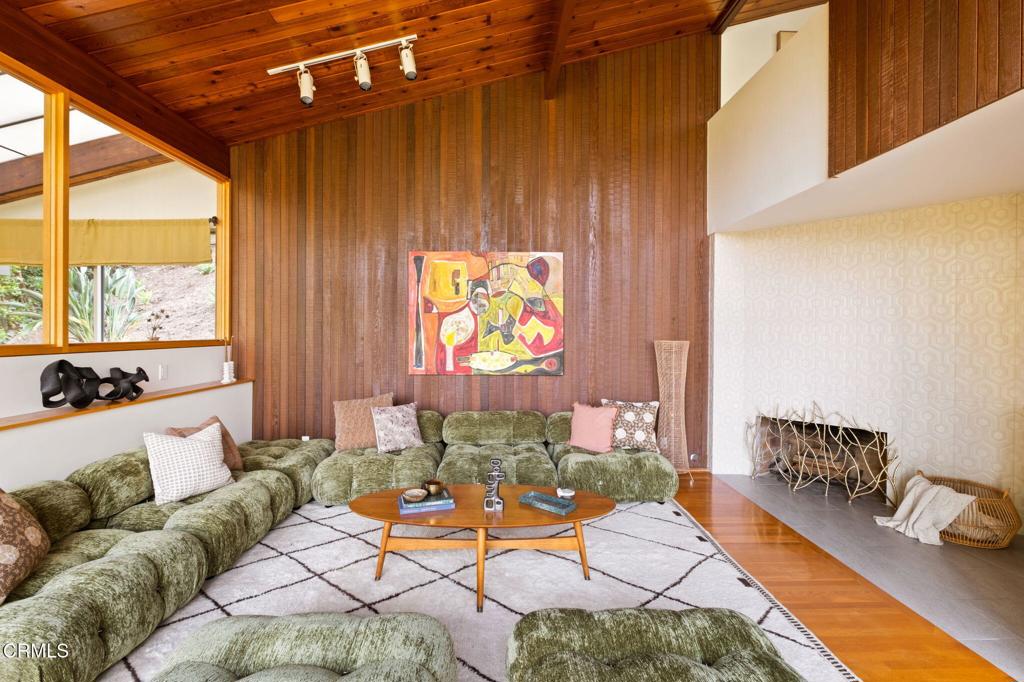 1256 Club House Drive