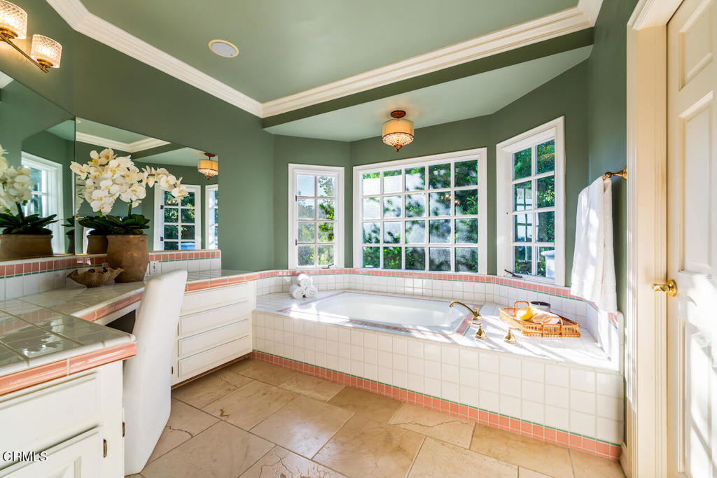 427 Long Canyon Road