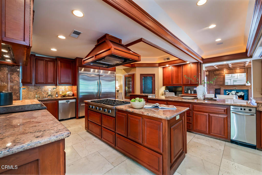 427 Long Canyon Road