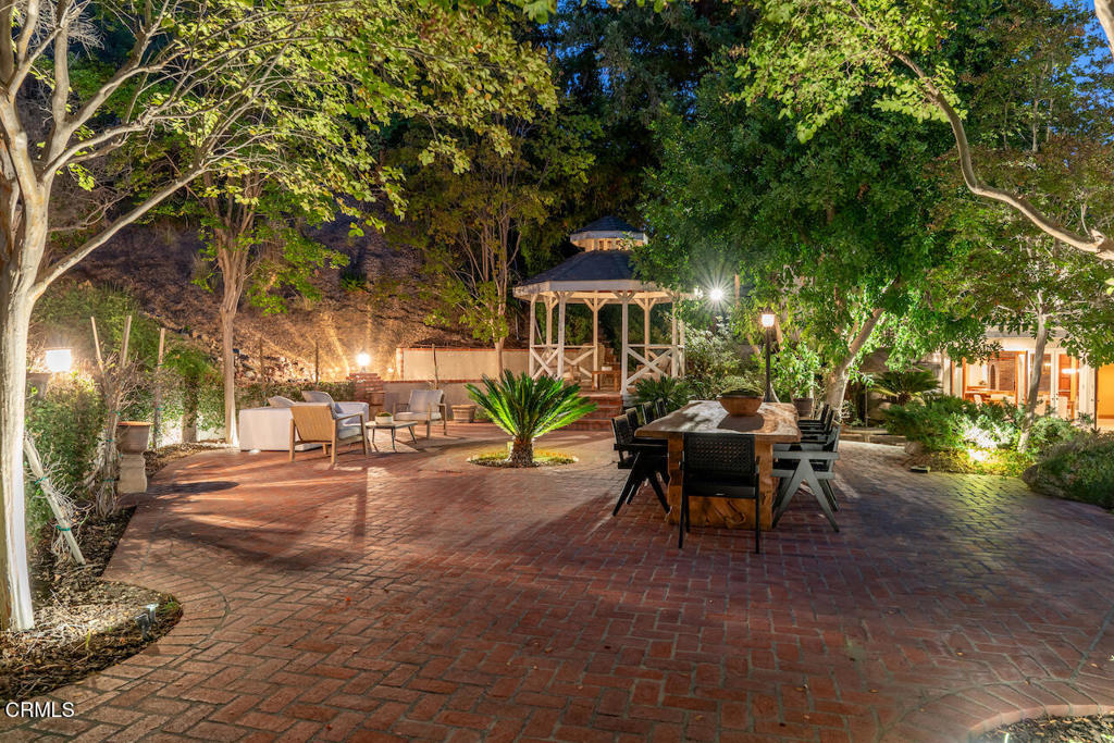 427 Long Canyon Road
