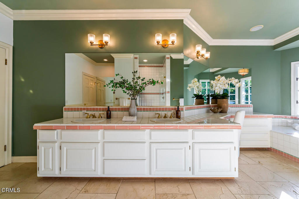 427 Long Canyon Road