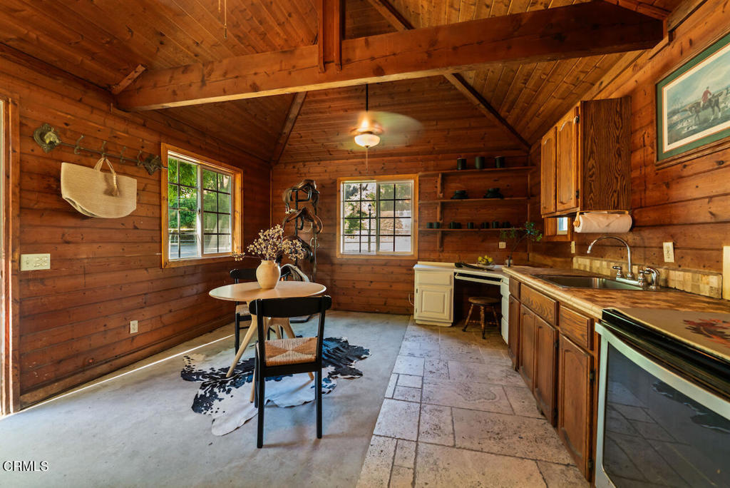 427 Long Canyon Road