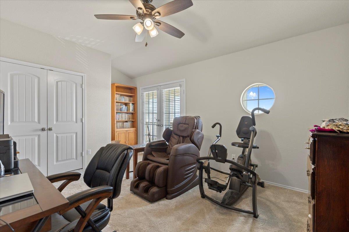 212 Plata LN
