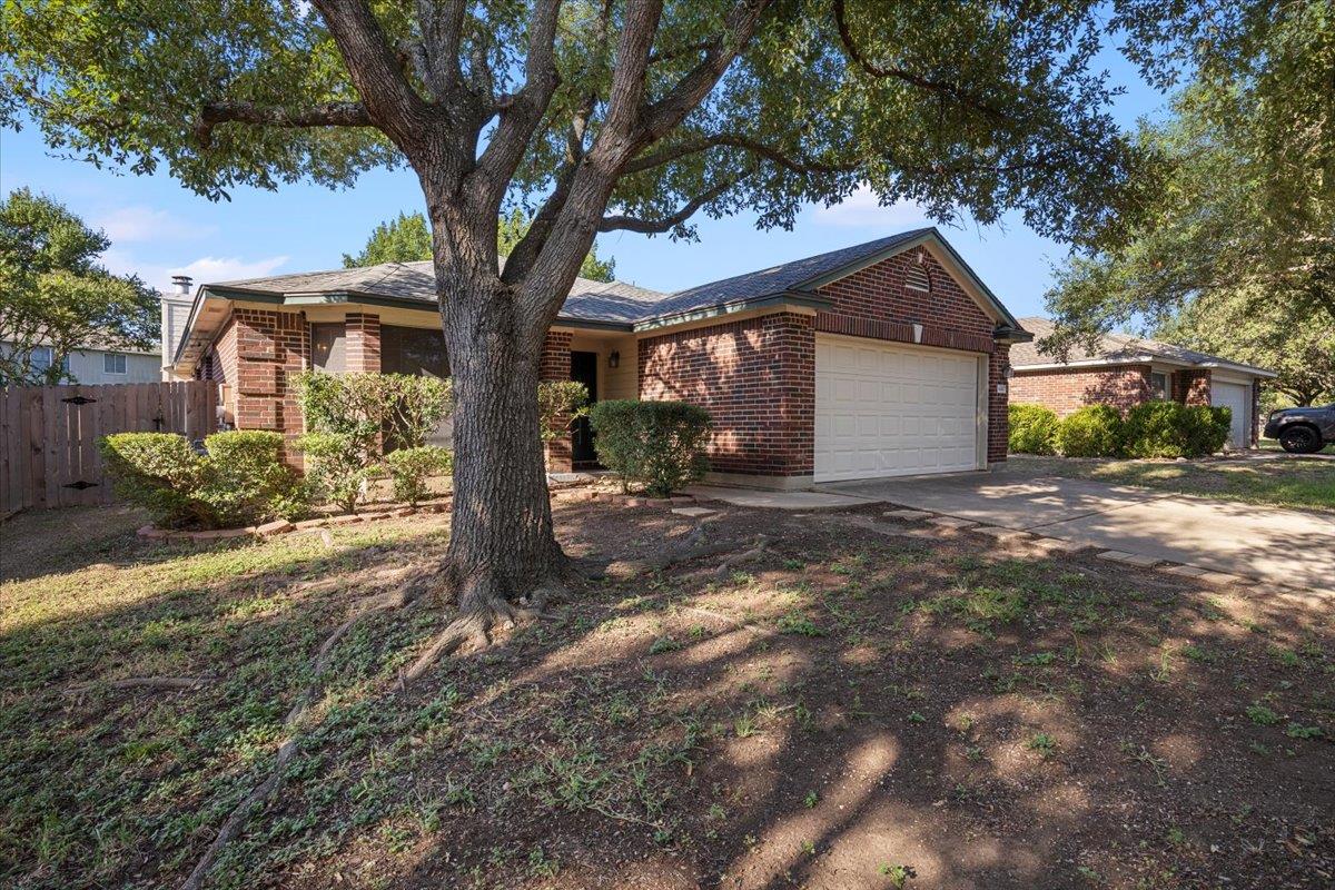 4467 Bremner DR