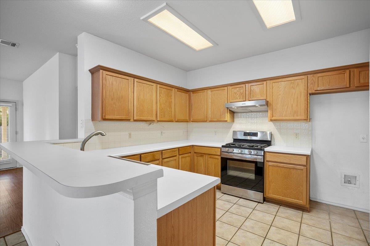 4467 Bremner DR