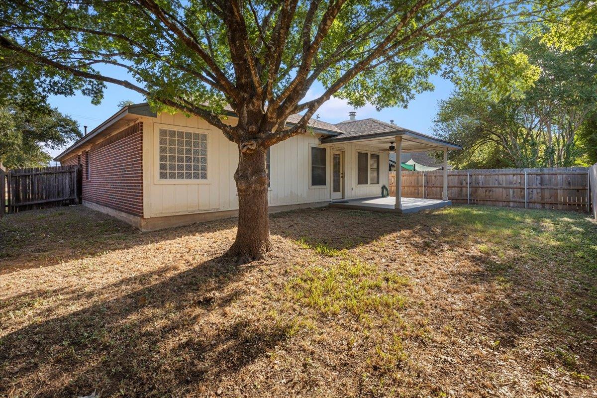 4467 Bremner DR