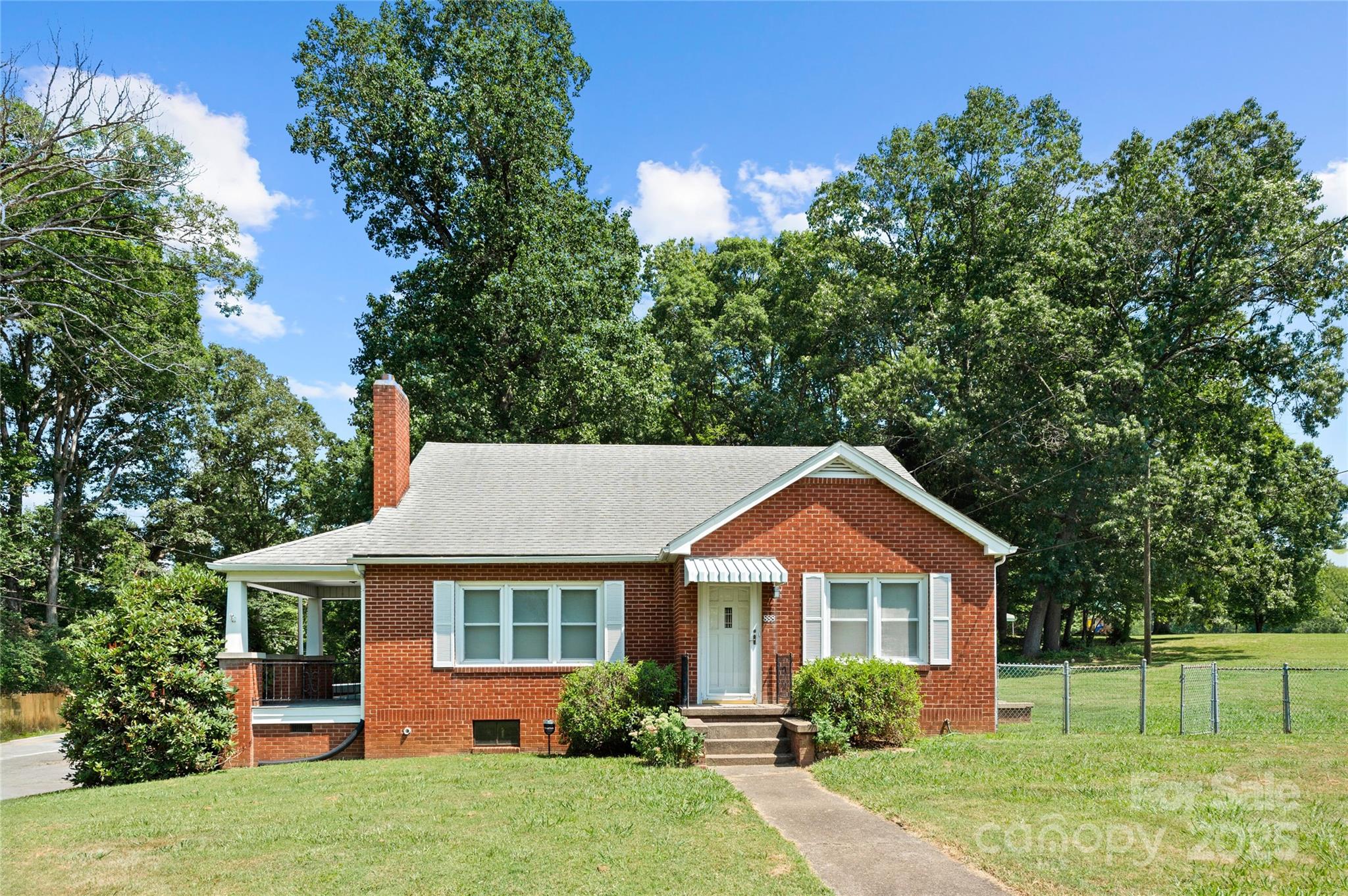 888 Monte Vista Road