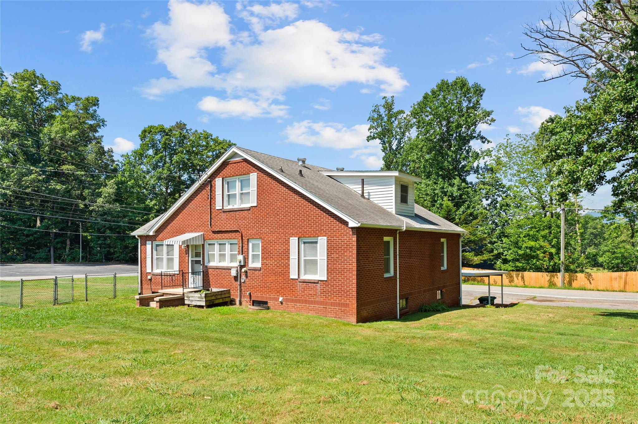 888 Monte Vista Road